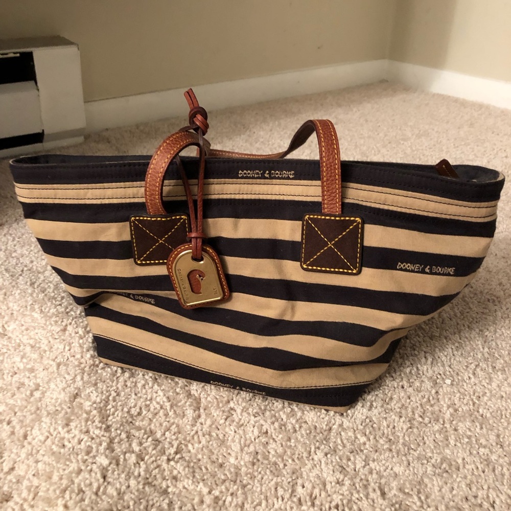 Dooney & Bourke Hand Bag Overnight Bag